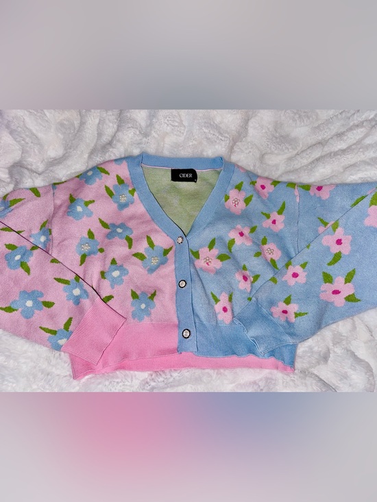 Cider Sweaters - CIDER Color-Block Floral Beaded Pearl Cardigan Size XL
